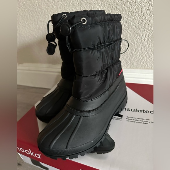 Women's Black Winter Boots - size 6 - Picture 4 of 8